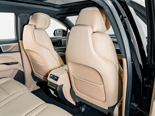 Cadillac XT5 — Фото автомобиля 20