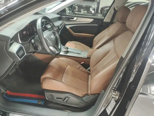 Audi A6L — Фото автомобиля 14