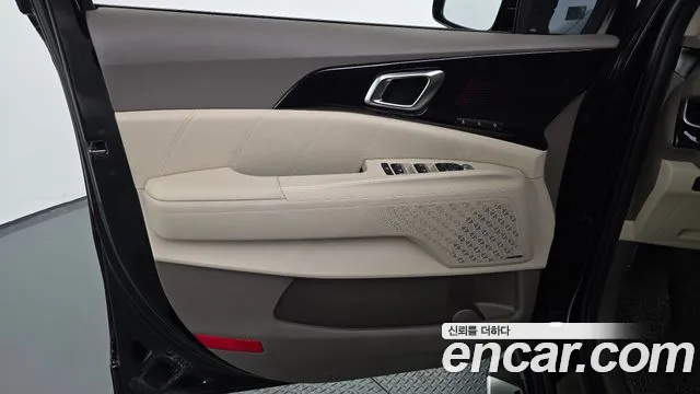 Kia Carnival — Фото автомобиля 13
