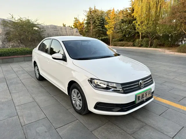 Volkswagen Santana — Фото автомобиля 2