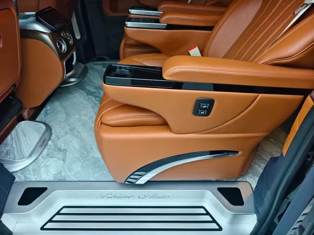 Rhein Auto Traveler — Фото автомобиля 17