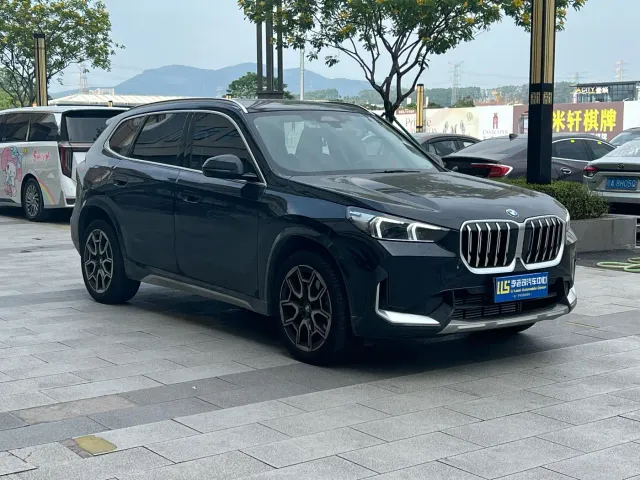 BMW X1 — Фото автомобиля 3