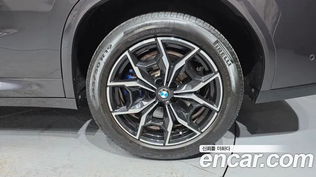 BMW X4 xDrive20i M Sport — Фото автомобиля 19
