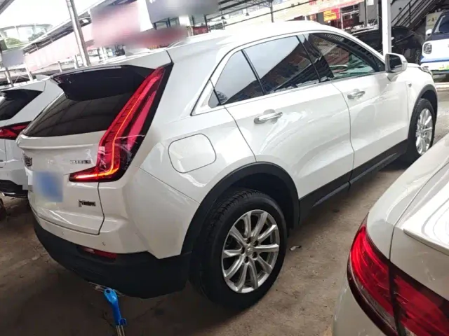 Cadillac XT4 — Фото автомобиля 6