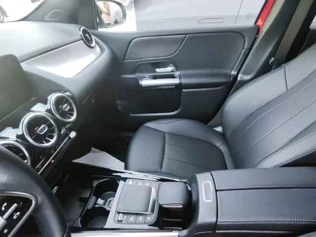 Mercedes-Benz B-Class — Фото автомобиля 9