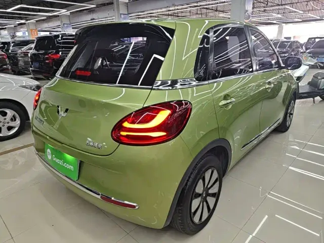 Wuling Bingo — Фото автомобиля 6