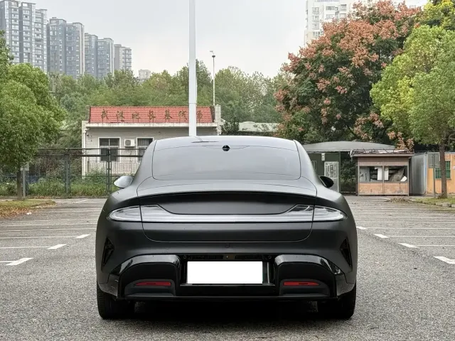 Xiaomi Auto Xiaomi SU7 2024 RWD Long Range Intelligent Driving Edition — Фото автомобиля 15