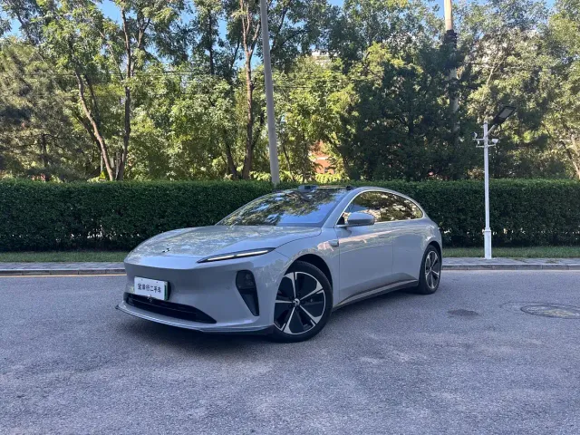 Фотография автомобиля — Nio ET5 Touring