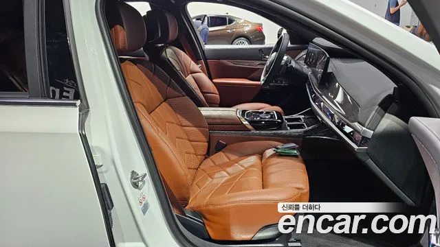 BMW 7-Series 7 серия (G70) 740i sDrive M Sport — Фото автомобиля 26