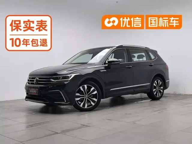 Фотография автомобиля — Volkswagen Tiguan L