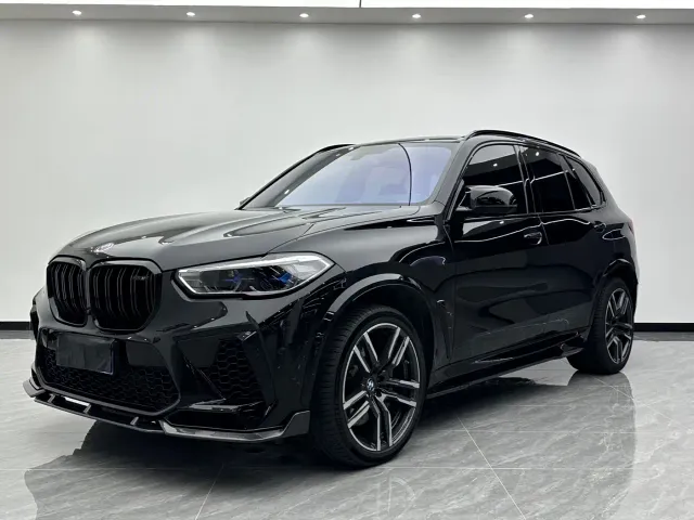 Фотография автомобиля — BMW X5 M