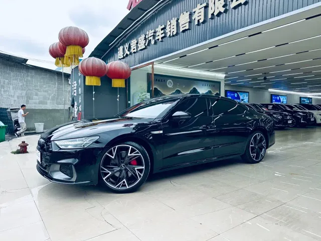 Фотография автомобиля — Audi A7L