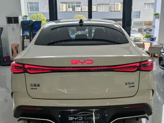 BYD Seal 06 — Фото автомобиля 8