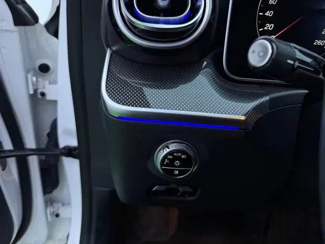 Mercedes-Benz C-Class — Фото автомобиля 13