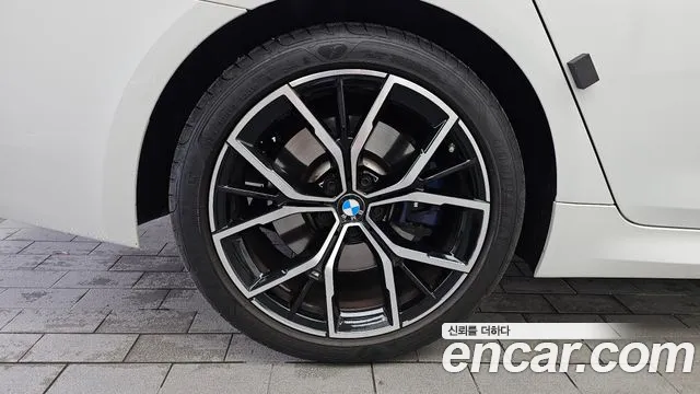 BMW 5-Series — Фото автомобиля 5
