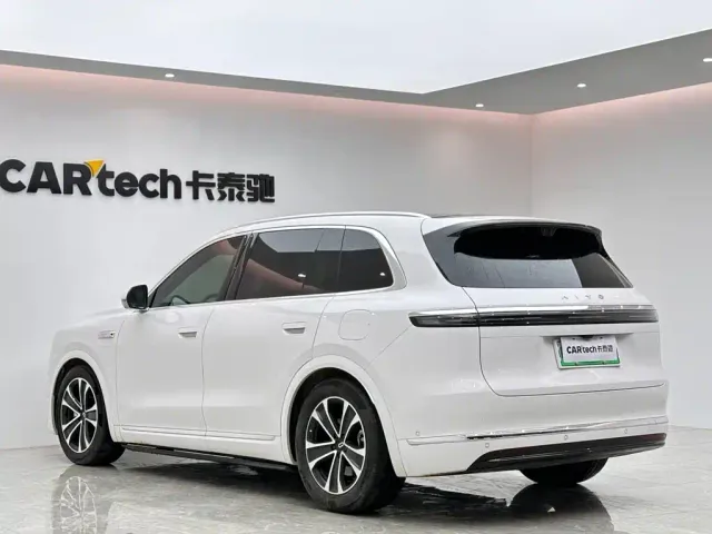 Aito M7 — Фото автомобиля 3