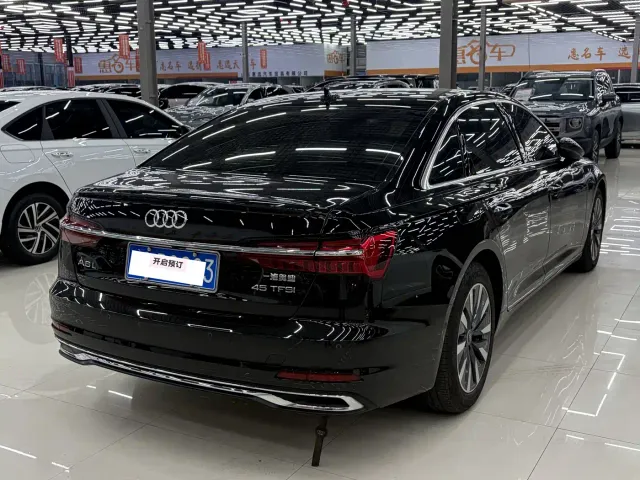 Audi A6L — Фото автомобиля 7