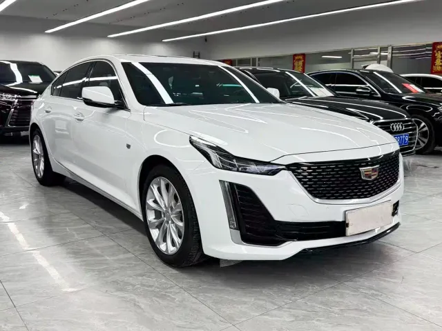 Cadillac CT5 — Фото автомобиля 3