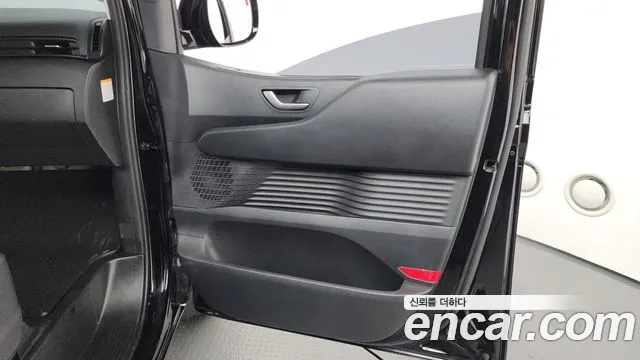 Hyundai Staria — Фото автомобиля 24