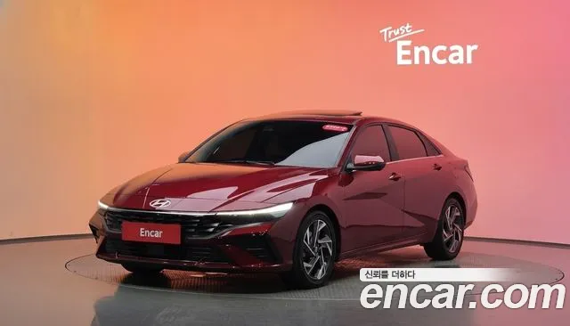 Фотография автомобиля — Hyundai Avante CN7