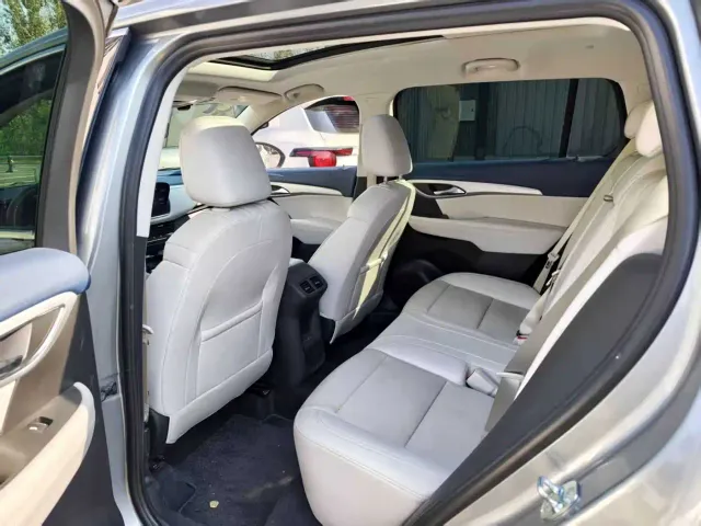 Buick Envision Plus — Фото автомобиля 4