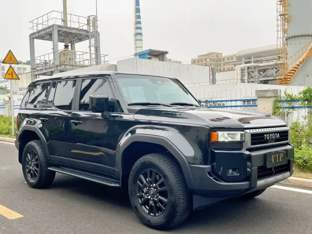 Toyota Prado — Фото автомобиля 4