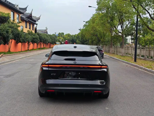Nio ET5 Touring — Фото автомобиля 13