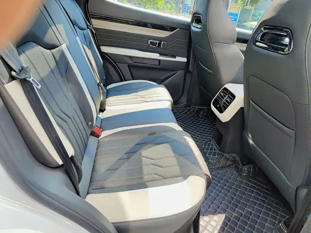 Jetour Shanhai L6 — Фото автомобиля 11