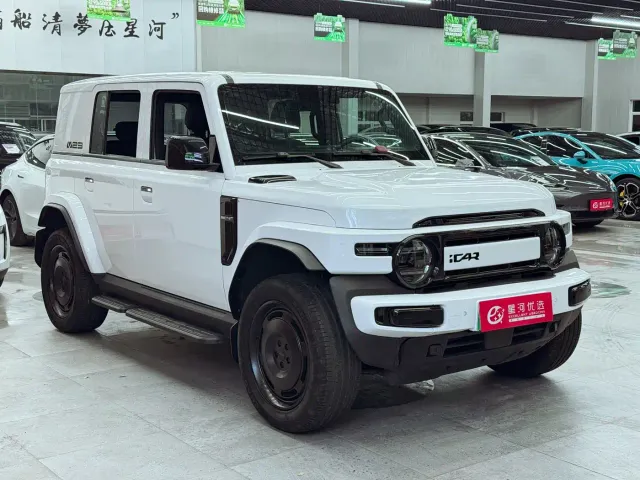 iCAR V23 — Фото автомобиля 3