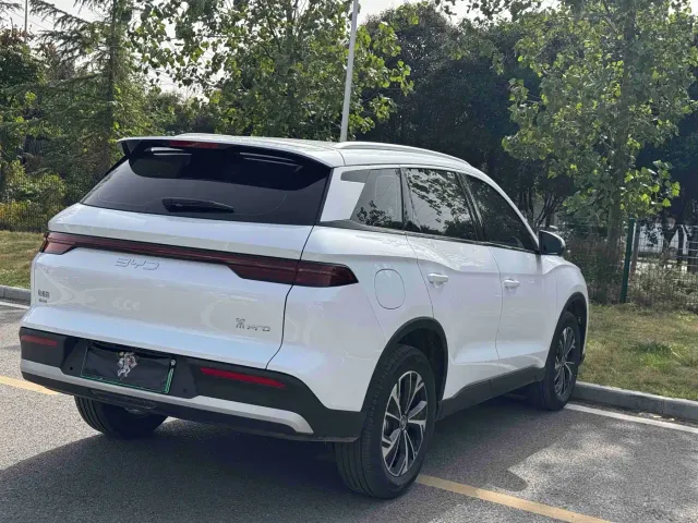 BYD Song Pro — Фото автомобиля 12