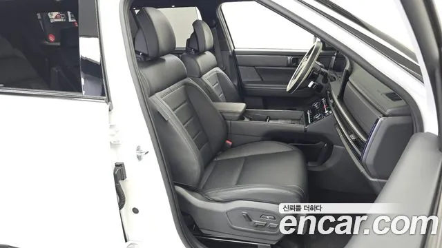 Hyundai Santafe Santa Fe (MX5) Бензин 2.5T 2WD — Фото автомобиля 17