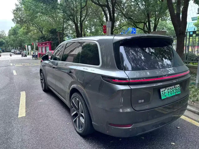 Li Auto L9 — Фото автомобиля 3