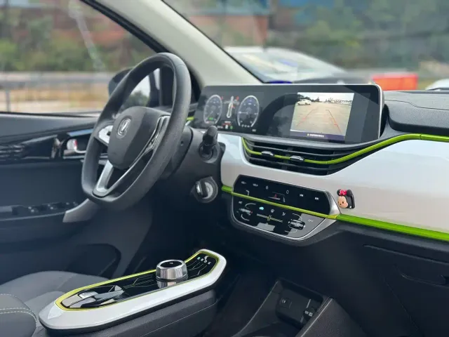 Changan Benben E-Star — Фото автомобиля 8