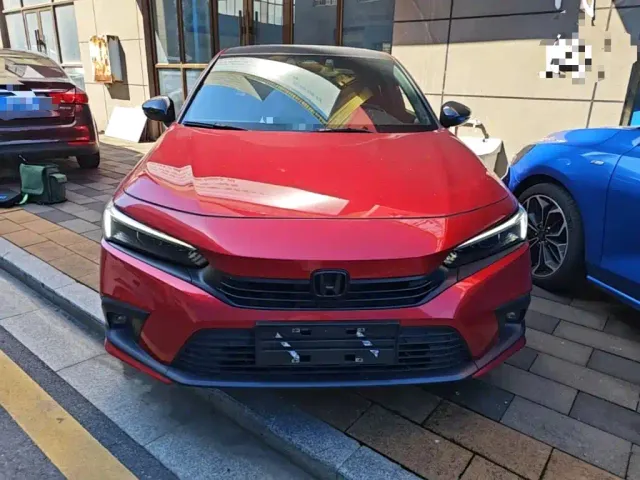 Honda Civic — Фото автомобиля 2