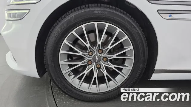 Genesis G80 RG3 — Фото автомобиля 5