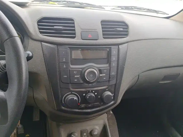 Wuling Hongguang — Фото автомобиля 5