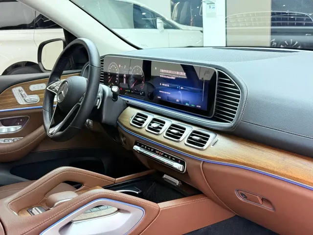 Mercedes-Benz GLE-Class — Фото автомобиля 6