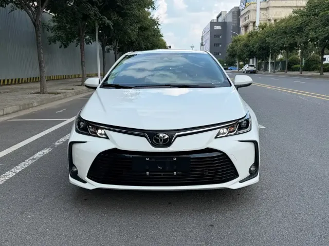 Toyota Corolla — Фото автомобиля 2