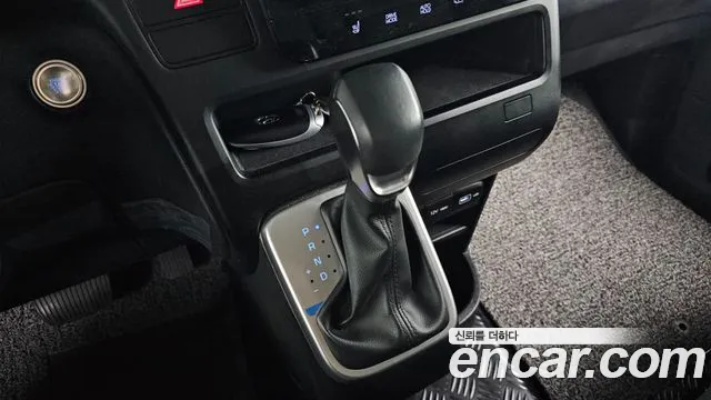 Hyundai Staria — Фото автомобиля 9