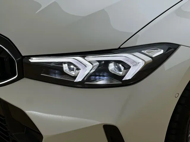 BMW 3 Series — Фото автомобиля 4