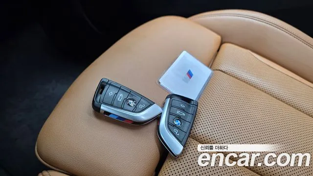 BMW 3-Series 3 серия (G20) 320i M Sport — Фото автомобиля 30