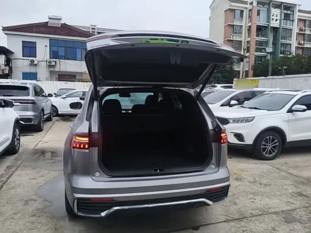 Geely Xingyue L — Фото автомобиля 18