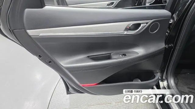 Hyundai Grandeur Новый Grandeur IG 3.0 LPi (Для проката) — Фото автомобиля 25