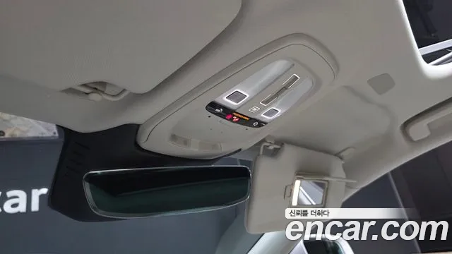 Volvo S90 — Фото автомобиля 30