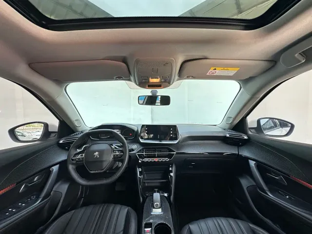 Peugeot 2008 — Фото автомобиля 25