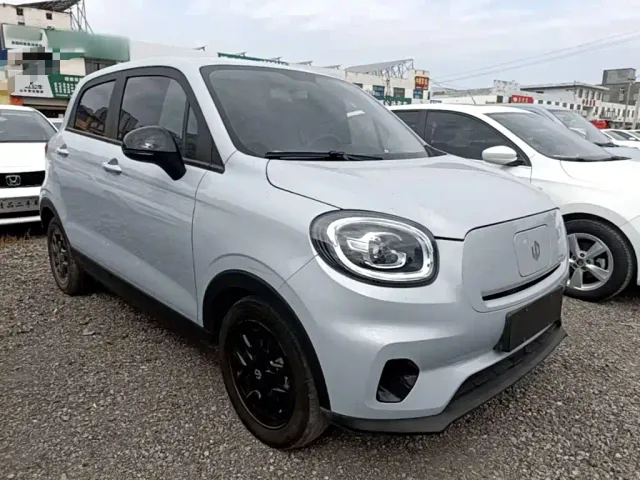 Leapmotor T03 — Фото автомобиля 3