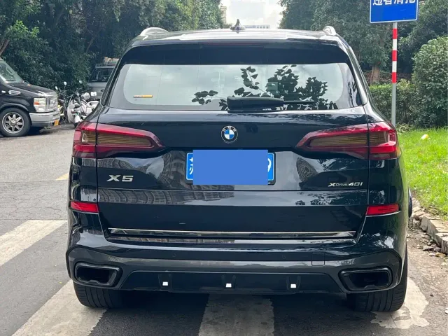 BMW X5 — Фото автомобиля 6