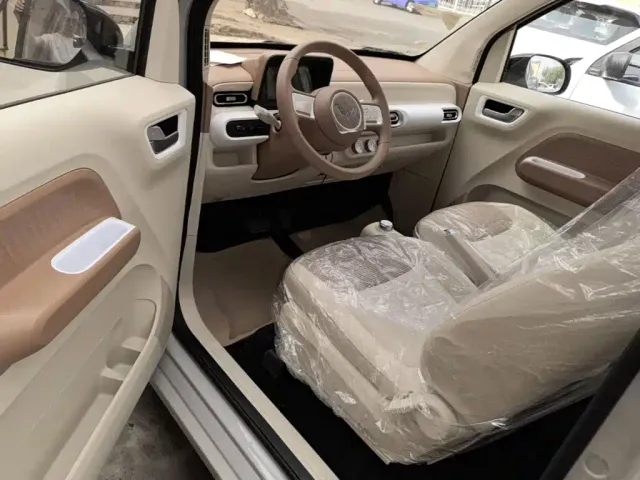 Wuling Hongguang Mini EV — Фото автомобиля 15