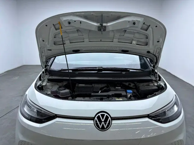 Volkswagen ID.3 — Фото автомобиля 16
