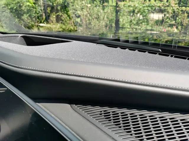 BMW i7 M70L — Фото автомобиля 27